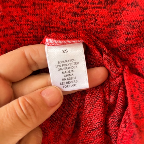 Dressbarn Sz XS Red Sunday Hoodie Pullover Sweater Stretch Kangaroo Pocket - Picture 8 of 8